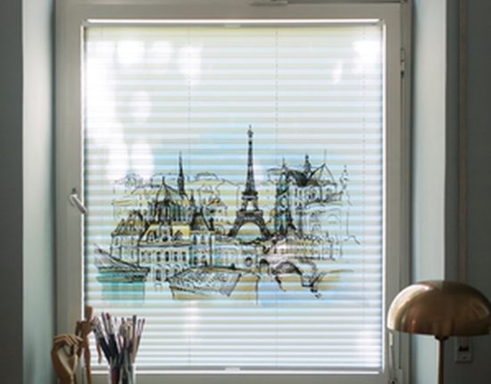 IMG_PHO_MHZ-Plissee-11-8222-372-Paris-4940-Primus-04-Europe_#SDE-CH_#AINK_#V1